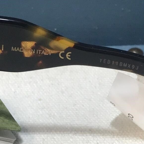 ✨ Luxury New Authentic Gucci GG1110S 003 Sunglasses ✨ - Picture 10 of 12